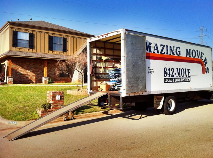 Best Practices for Loading and Unloading a Moving Truck